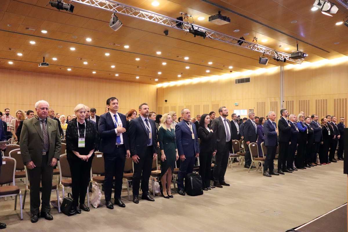 FOsijek's tweet photo. SYMPOSIUM OF AGRONOMISTS IN DUBROVNIK
This week started the 59th Croatian and 19th International Symposium of Agronomists, which is organized by the Faculty of Agriculture in ZG and FAZOS Find out the details in the article. 🤓 https://t.co/9y2e5efU6g https://t.co/nb7Pkowxcy