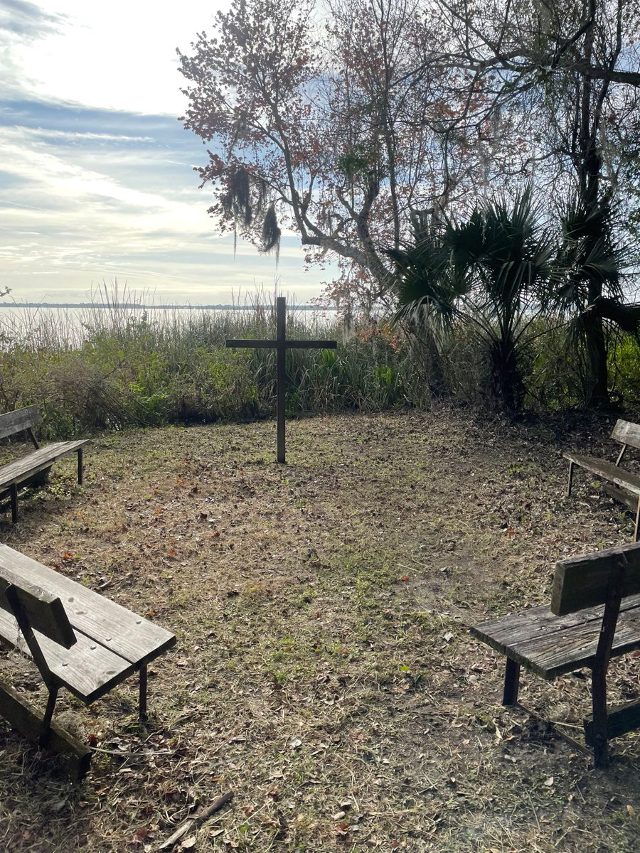 FLUMDisaster's tweet photo. Did you miss our February Camp Service Day?

We had a great day clearing out the path of silence, cleaning off roofs, and working together as a team!

Join us for our upcoming service days March 23, 2024 and April 13, 2024. Registration is live on our website! https://t.co/L1wDfEGLwW