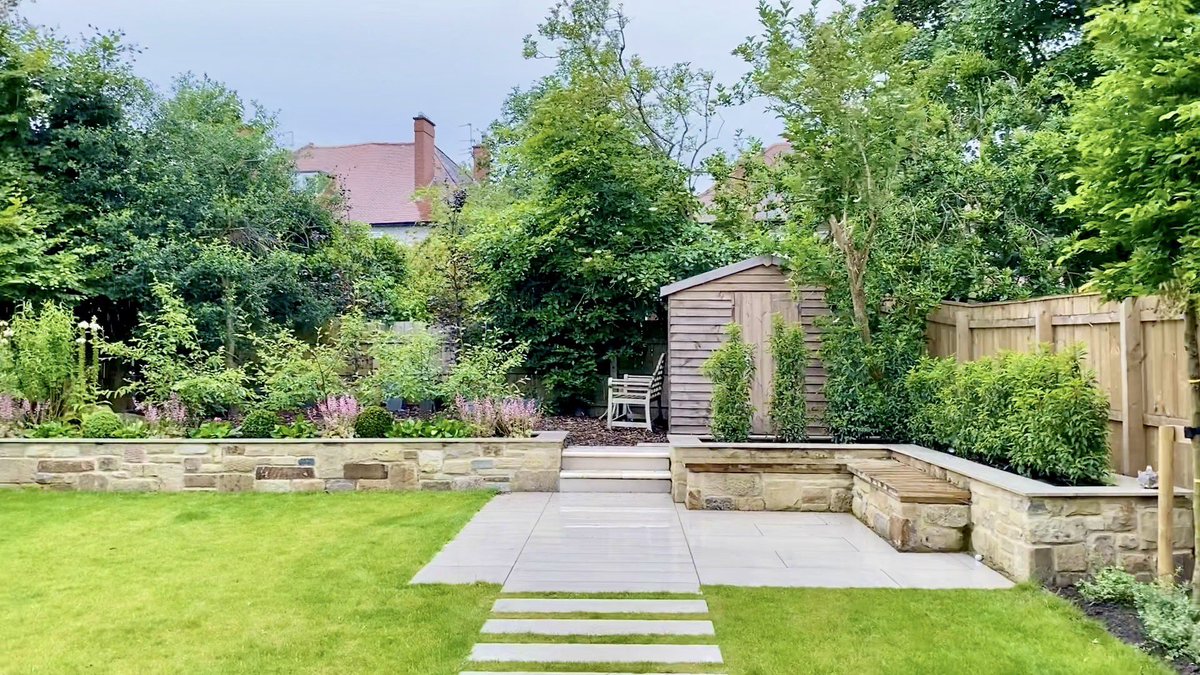 elmfieldgardens's tweet photo. Dreaming of #spring #summer #sunshine ?
Here’s a couple of photos from a #Gosforth #Newcastle #garden completed last summer with @MarshallsGroup #paving & #reclaimedstone walls, integrated seating & lovely #planting #pleachedtrees @MaturePlants @AzureGc https://t.co/964YrNtNRs