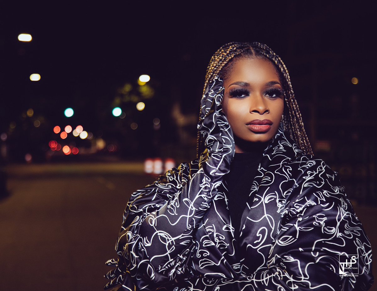 TonyHaute's tweet photo. Nightlife Gaze 

MUA: @jaiitheeartist @glamdujourcosmetics 
Clothing created and styled by: @tonyhaute 

#thsproductions #tonyhaute https://t.co/fJc4Xn18GR