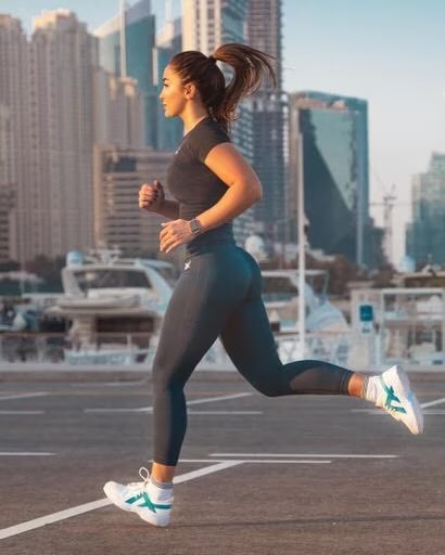 pantera_57_'s tweet photo. Run towards your challenges not away from them 🏃‍♀️ https://t.co/TaAT494h7X