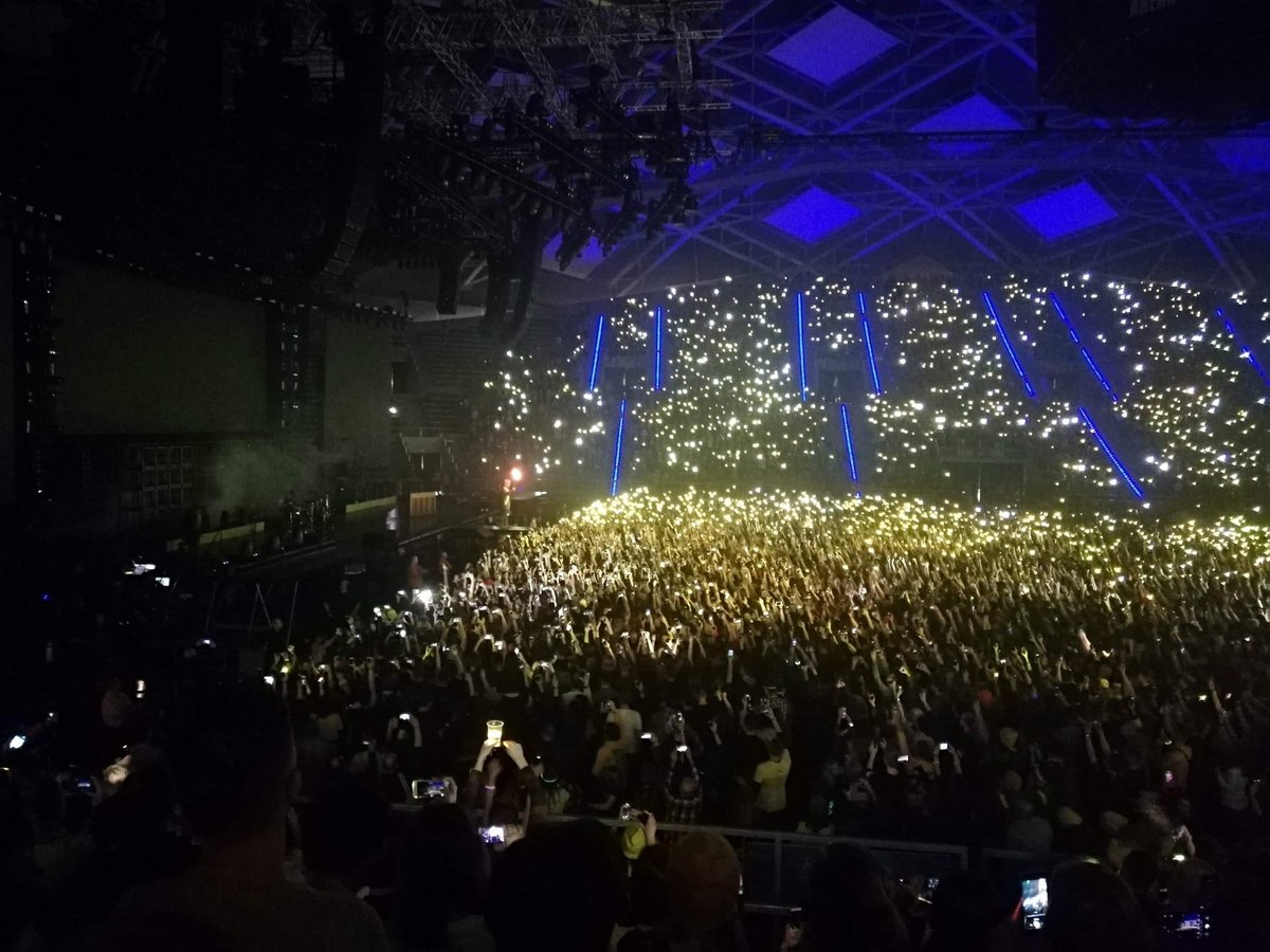topwikaa's tweet photo. to już 5 lat od koncertu Twenty Øne Piløts w Łodzi
potrzebuje kolejnej trasy i kolejnego tak super koncertu jaki był 5 lat temu
#banditotour https://t.co/PmoNVFn4Ws