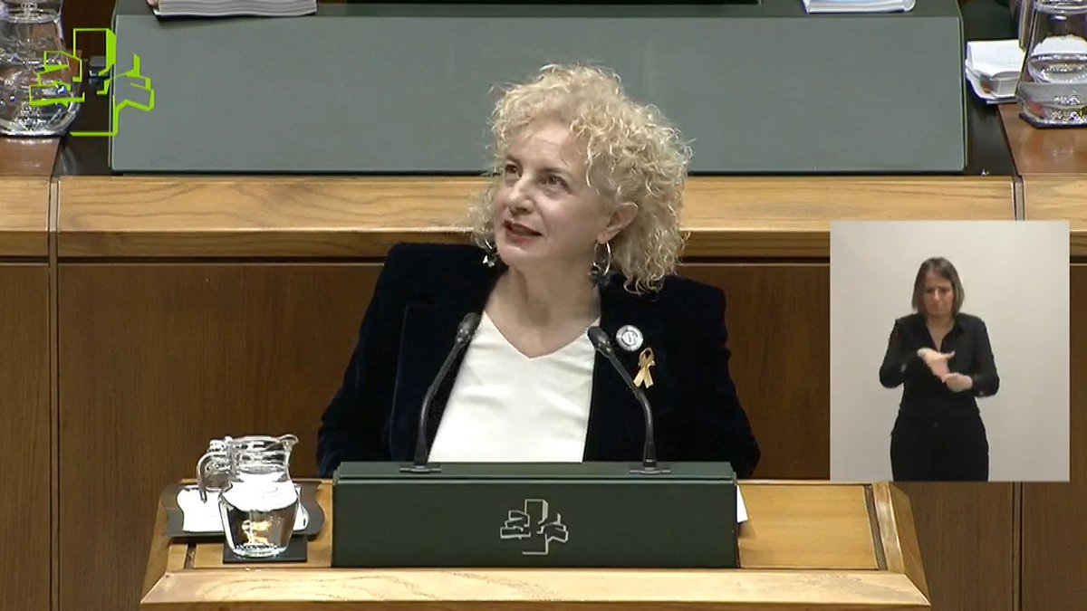 El momemto de los agradecientos a todas las personas y grupos que hacen posible esta Ley de Infancia y Adolescencia. <a href="/sareensarea/">Sareen Sarea</a> <a href="/Eapn_Euskadi/">Eapn Euskadi</a> 
Igualdad, Sostenibilidad y Protección a la vunerabilidad y Derechos. Ciudadanes de primera,  sujetes de derecho.