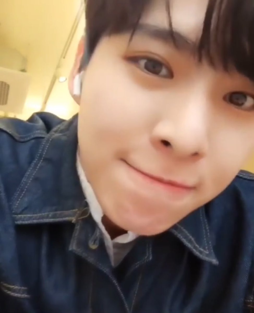 92O3Z7's tweet photo. 칵 https://t.co/rHibKBSxTM