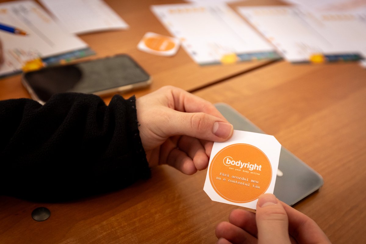 Thank you🙌@Orange🇲🇩for amplifying @UNFPA's efforts in #Moldova as part of #bodyright campaign. Jointly w/@lastradainterna, @OrangeMD volunteers will visit schools & have digital talks w/youngsters to enhance their safety & protection online. #WeCare 👉rb.gy/v4cv8e