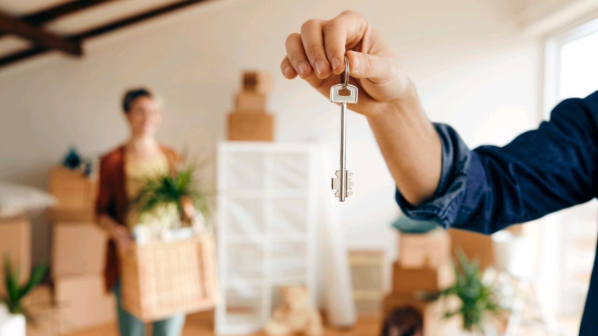 Los nuevos avales del ICO para la compra de vivienda: ¿Qué son? ¿Para qué sirven? ¿Y cuáles son sus requisitos? ➡️ bit.ly/49rpayK 🏠💸💸📝 #Vivienda #Inmobiliaria #Hipotecas
