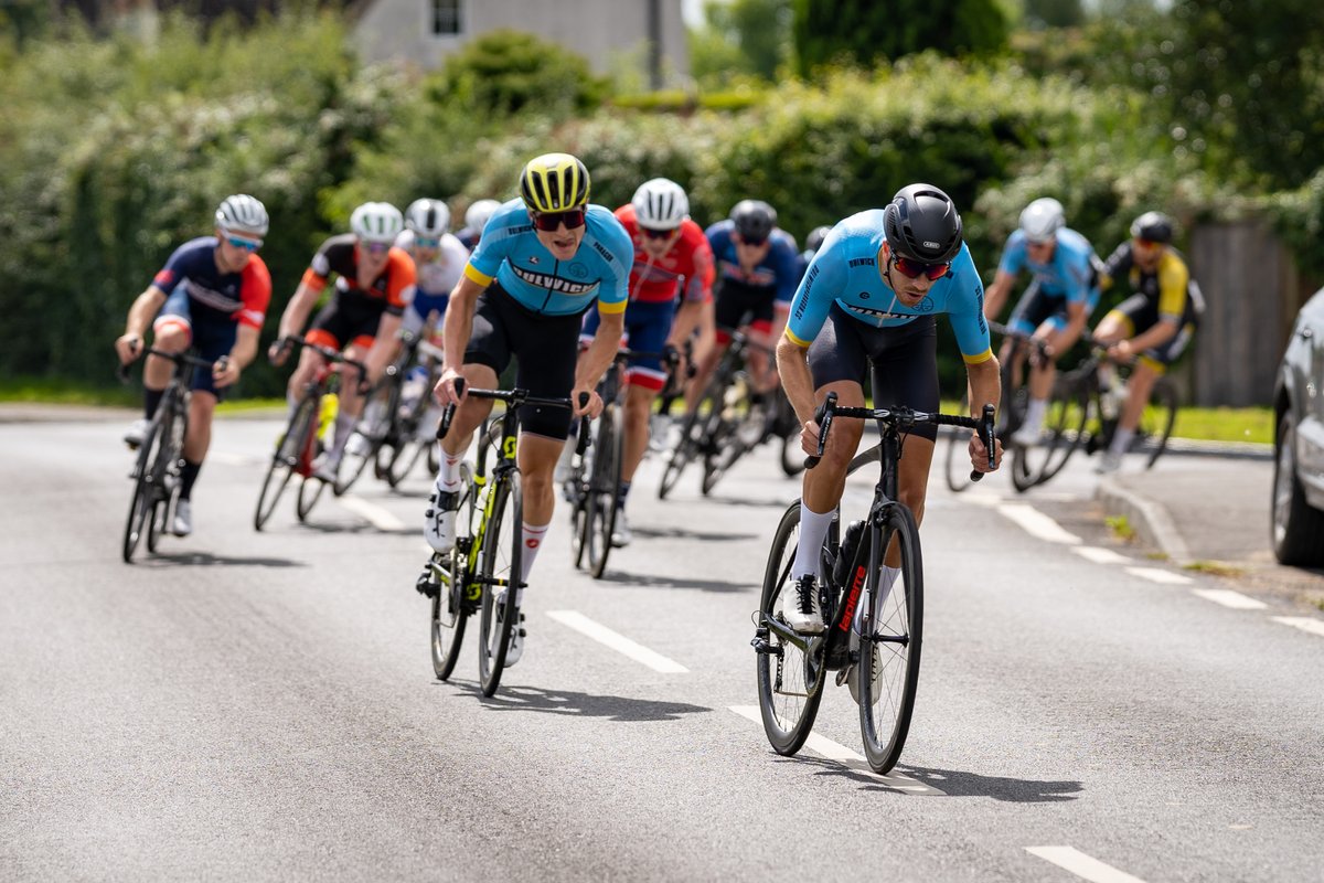 We're back! The National B Wally Gimber Trophy is in its usual Springtime slot - Sunday 17 March - but moves to a new course.
You'll now be taking on the Bletchingley race circuit, so bring your short punchy climb legs...
Entry: britishcycling.org.uk/events/details…
📸 <a href="/DigiDavesphotos/">Digi Dave Hayward</a>