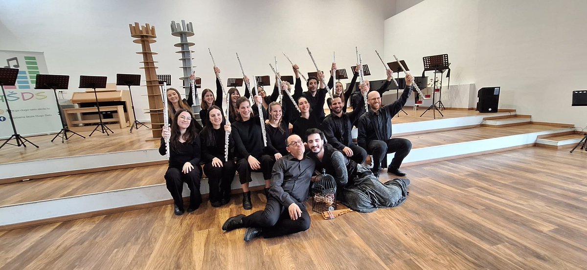 AjCaldesMontbui's tweet photo. 🎼 Fruit de l’intercanvi musical de #Flaustaff amb l’orquestra Zagreb Flute Ensemble, l’orquestra de flautes calderina ha ofert dos concerts a Croàcia aquest cap de setmana
👉 La formació croata actuarà a Caldes properament
➡️ https://t.co/dx9VdR18na https://t.co/bh7TnIIvBf