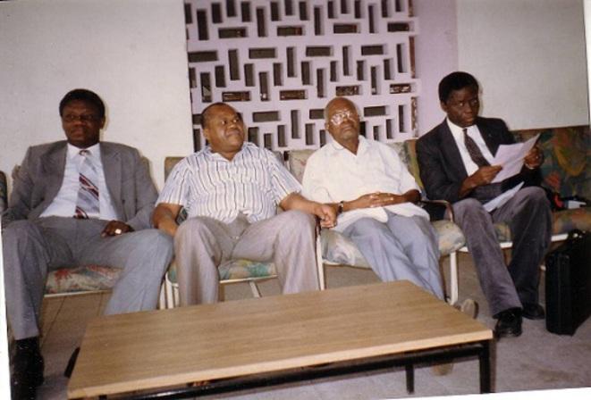 benbabunga's tweet image. CE JOUR-LÀ.. 15 fév. 1982, création de l'Union pour la démocratie et le progrès social (UDPS) par les "13 Parlementaires", mais aussi des membres non parlementaires, tous issus du MPR de Mobutu. Pendant 3 décennies, l'UDPS est restée le + important parti d'opposition du Zaïre/RDC