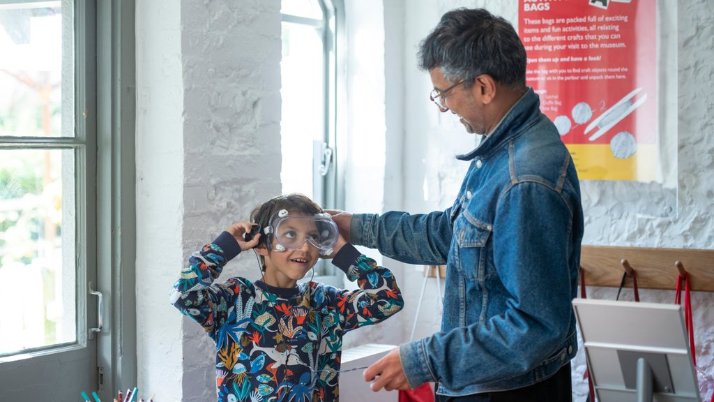 🌧️ Run out of rainy day activities this half term? 

💡DMAC to the rescue! Pick up an Activity Pack and follow the trail. They are free to use and available for the under 5s, 6-11 year olds and 12+. 

Plus, admission is free for under 18s.

ditchlingmuseumartcraft.org.uk/visit/families