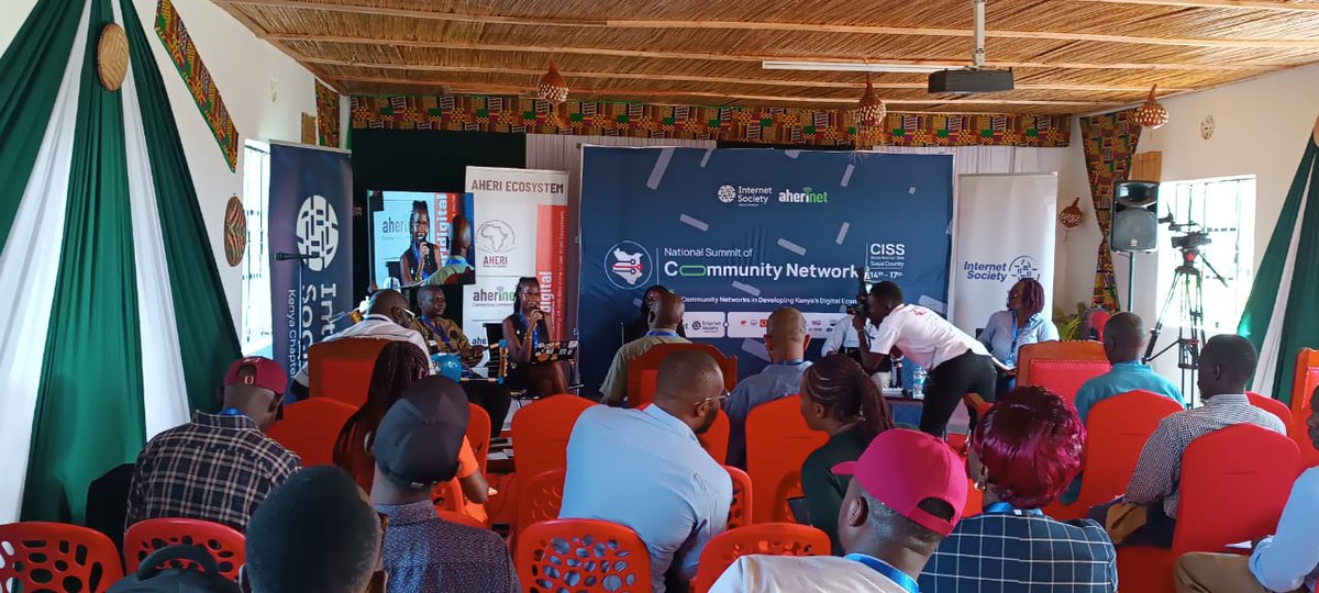 Blaise Amani (our founder) is present at the ongoing National Summit of Community Networks in Kenya. Yesterday, he presented our work in Turkana county, emphasizing the need for digital innovation and transformation through #CommunityNetworks. @ISOC_Kenya @AheriNet @kijijiyeetu