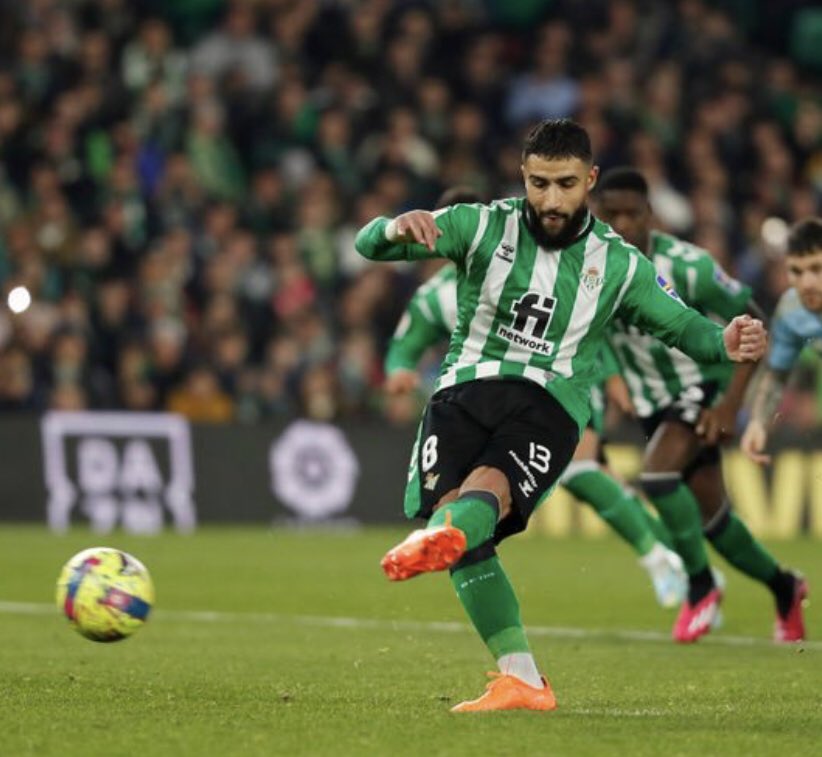 🏆 Hoy vuelve una competición que nos encanta: CONFERENCE LEAGUE

🌟 El <a href="/RealBetis/">Real Betis Balompié 🌴💚</a> es uno de los claros favoritos a levantar el trofeo

🎁 Si hoy gana el Betis y marca Fekir sorteamos una camiseta del astro bético entre los que:

✅ 1- Sigan a <a href="/Revoluterss/">REVOLUTERS</a> 
🔁 2- Rtweet a este