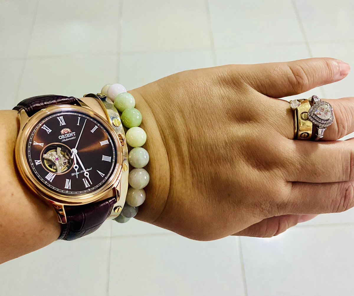 kayelazo's tweet photo. #timecheck #orientwatch #inlovewithwatches https://t.co/VFf2q52LjG
