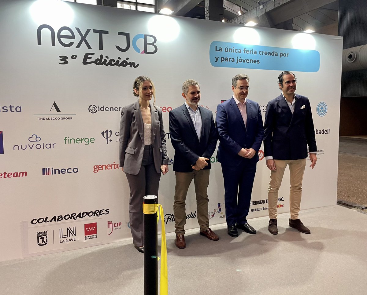 madridinnova's tweet photo. ¡Inauguración oficial de #NextJob! 💼 

Se anima a todos los participantes a alcanzar sus sueños laborales. En @MADRID , la demanda de empleo en áreas como la ciberseguridad está en alza, impulsada por Madrid Innovation 🚀

Descubre las grandes oportunidades de la ciudad 🌇 https://t.co/xoqIvQ23i2