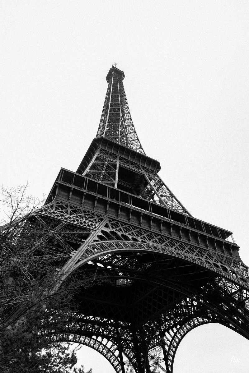 jsfauteux's tweet image. I’m really happy of the time spent in Paris with my coworkers, but I am looking forward to be in my bed, my home, with my cat, dog and wife tomorrow. Hotel is fun, but I do miss my bed. Oh and making food instead of restaurant all the time.

See you soon Paris