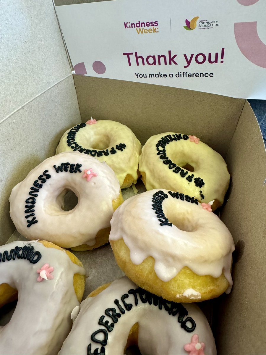 Ryan (CRASH) Barton (@crashola) on Twitter photo Thanks to the <a href="/FrederictonCF/">Fredericton Community Foundation</a> for this delivery of My act of kindness will be to share these and not eat them all myself… might even save one for <a href="/sarahjdbetts/">Sarah Betts</a> 🍩 <a href="/Move1069/">Fredericton's Move</a> #FrederictonKind #DonutKillMyVibe Thanks to the <a href="/FrederictonCF/">Fredericton Community Foundation</a> for this delivery of My act of kindness will be to share these and not eat them all myself… might even save one for <a href="/sarahjdbetts/">Sarah Betts</a> 🍩 <a href="/Move1069/">Fredericton's Move</a> #FrederictonKind #DonutKillMyVibe