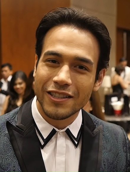 MarkoHofs's tweet photo. Happy Birthday to the Filipino-New Zealander former actor #KitThompson🎂🎉
I hope if he finds a new girlfriend, he better not abuse her nor she will abuse him, because abuse has no age and gender.
#HappyBirthday #NeverDoItAgain #AbuseHasNoAge #AbuseHasNoGender https://t.co/UQ8eKvPhQK