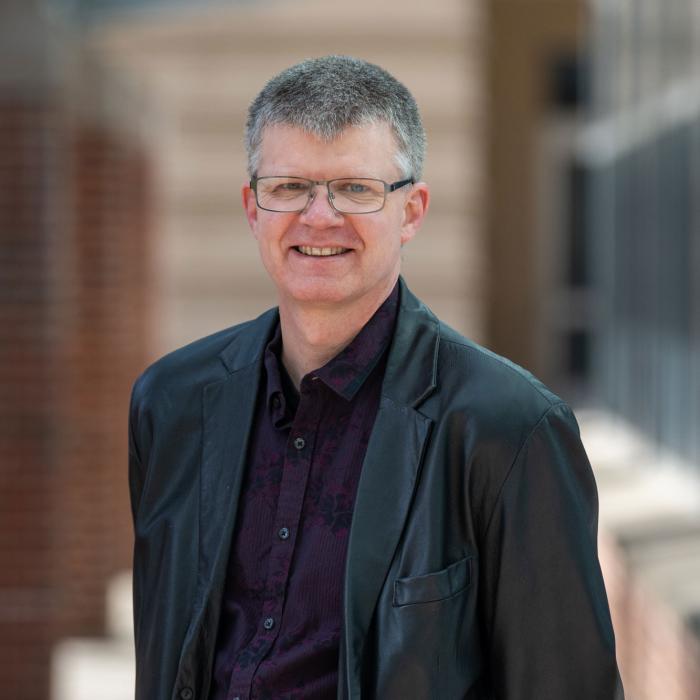 We are so happy to announce that Carsten Krebs (@carsten_krebs), professor of chemistry and biochemistry and molecular biology, has been selected to receive the title Distinguished Professor! Read more: psu.edu/news/eberly-co…