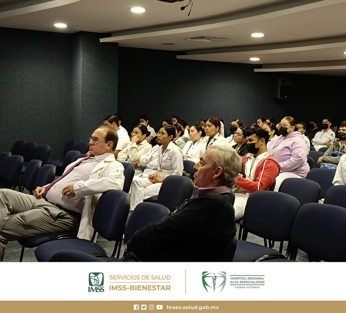 Se llevó acabo la Sesión General : " Hallazgos por Tomografía en Pacientes Confirmados con SARS-COV2" a cargo de la Dra. HADASSA YUEF MARTÍNEZ PADRÓN ,Responsable de la Subdirección de Investigación HRAEV.