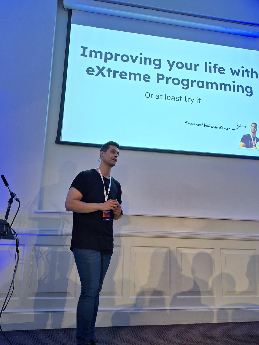 braddle's tweet image. Great talk on #extremeProgramming by @evrtrabajo 
#xp #phpuk24