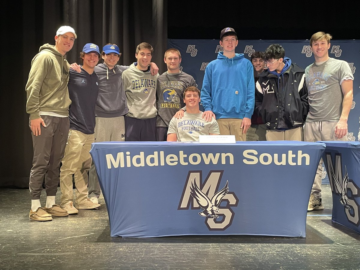 MiddSouthFbRecruits tweet media