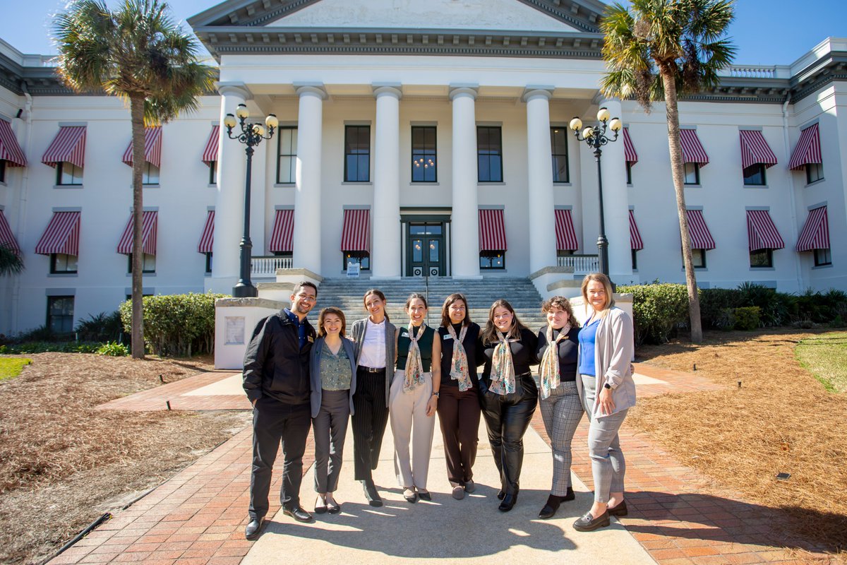 Last week the Everglades Coalition met with legislators from across the state to share our 2024 Legislative Priorities. We had 40 meetings and 25 drop-offs, reaching a total of 65 offices in just one day!

Photos 1-2 by Federico Acevedo, Tropical Audubon Society.