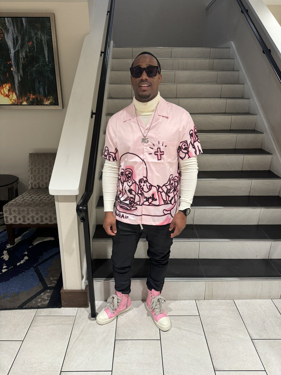 ReggieGwallass's tweet photo. If I ever do some flaw shit you better kall it out 💯💸🌷 .. 
#LongLiveJumane #GOM #Valentineday https://t.co/g0nlICVTbb