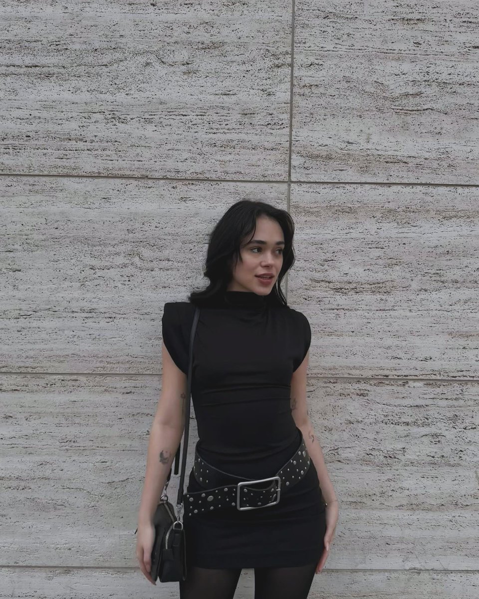 LoopCelebs's tweet photo. Sena Mia🖤
#SenaMia https://t.co/28TJUJ7Xjx