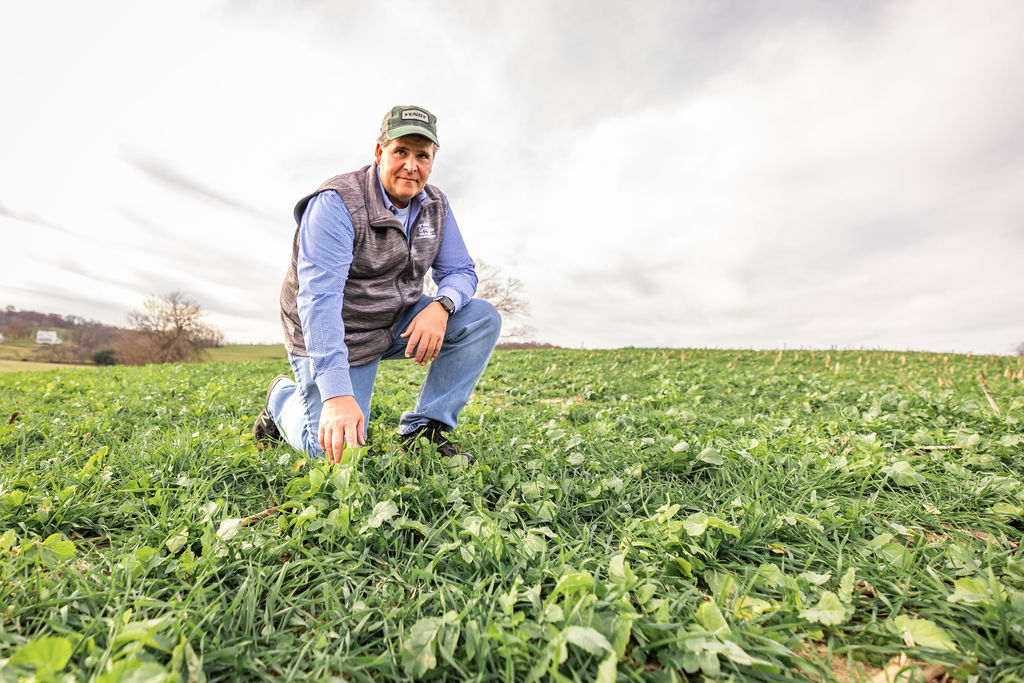 🌱 Meet Matt Hoff from Coldsprings Farm in Maryland!

Along with his wife Debbie, they're setting the standard for sustainable dairy farming, treating their cows with care and respect, and producing delicious milk. 

loom.ly/2PWDMXA

#Sustainability #SustainableFarming