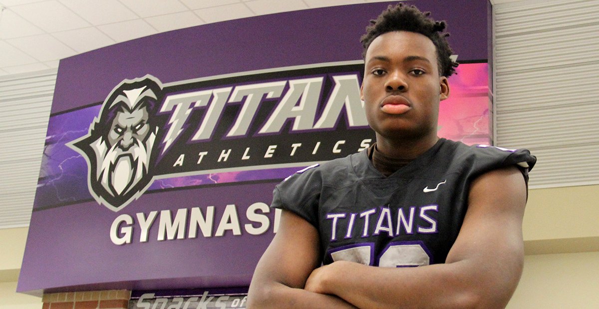 Since giving football a try, <a href="/ekene_ogboko/">Ekene Ogboko</a> has seen a steady flow of offers come his way. Following the Holiday Dead Period, #UNC tendered the 6-foot-6, 285-pound O-lineman from <a href="/SouthGarnerFB/">South Garner Football</a>: 247sports.com/college/north-… (VIP) @_CoachGreene <a href="/CoachClemUNC/">Randy Clements</a> <a href="/CoachMackBrown/">Mack Brown</a>