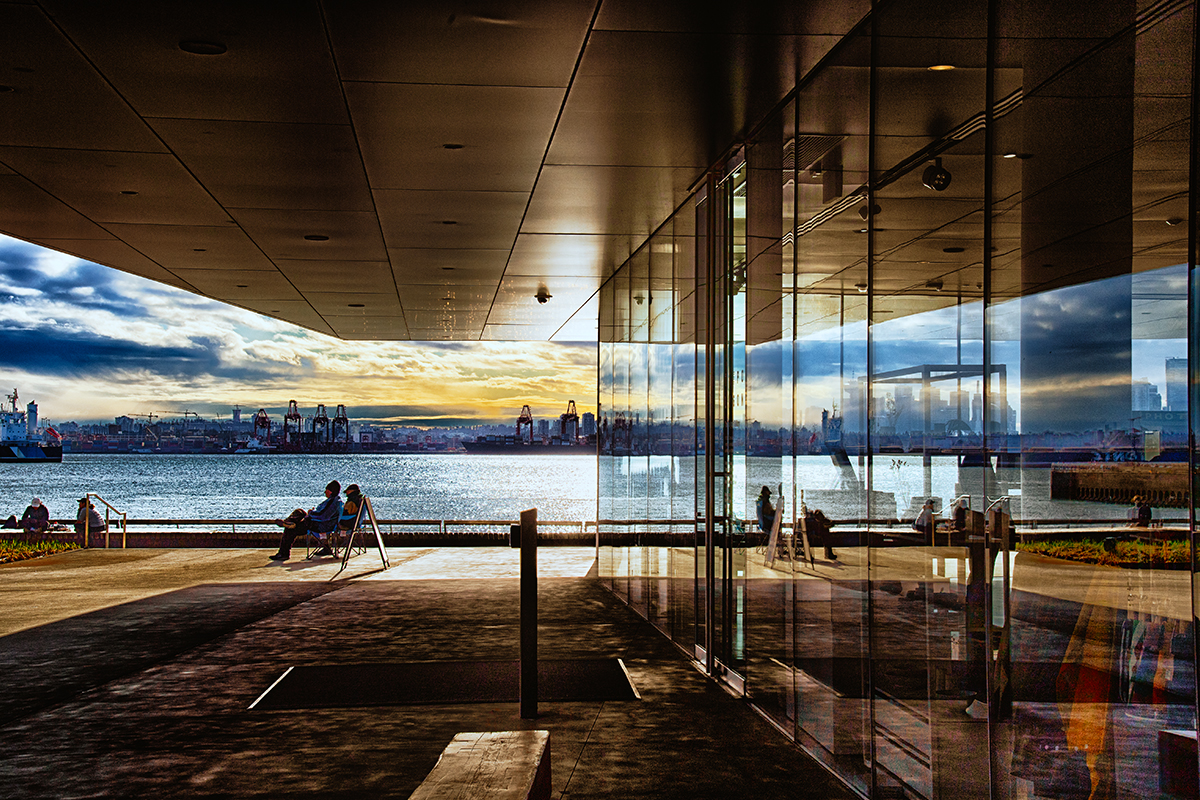 bigsnit's tweet photo. Just hanging out at The Polygon Gallery, North Vancouver. #vancouverisawesome #vancitynow #yvrlife #vancityhype #northvan #northvancouver #vancouversnorthshore #veryvancouver #britishcolumbia #canada #polygongallery #theshipyards @polygongallery @shipyardsdist https://t.co/ou0mqP6CPK