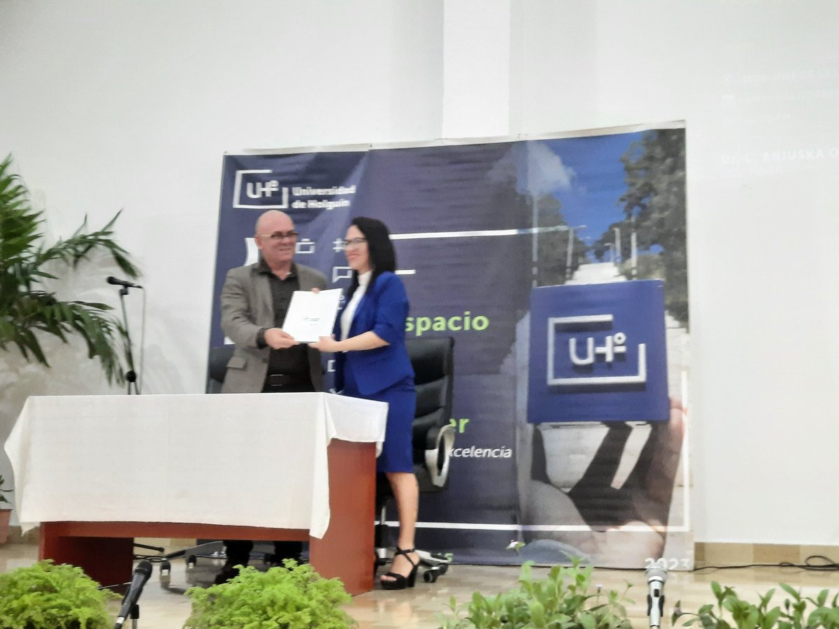 Asume la Dr. C. Aniuska Ortiz Pérez la dirección de la @ Universidad de Holguín.