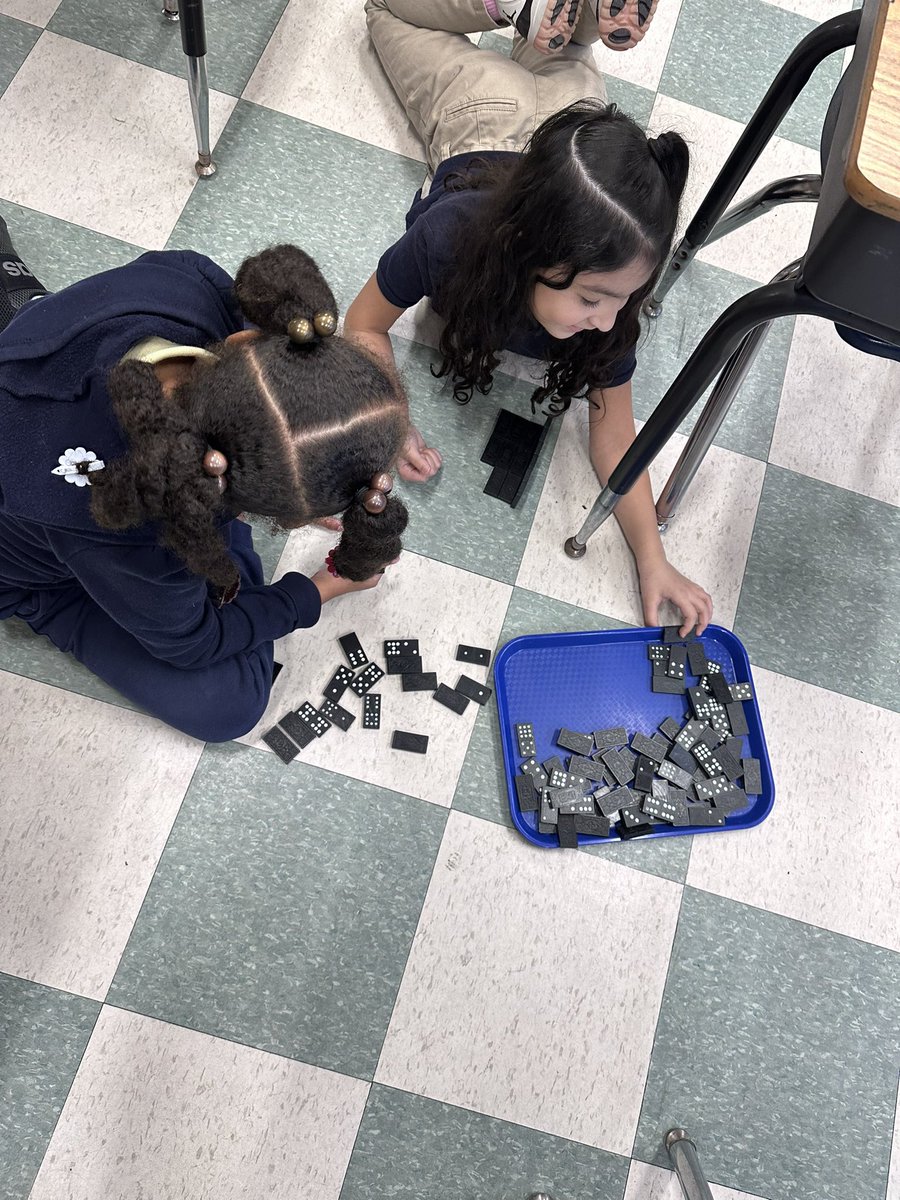 mpecoraro28's tweet photo. 100th Day of School STEM project! https://t.co/soztBTJfxh