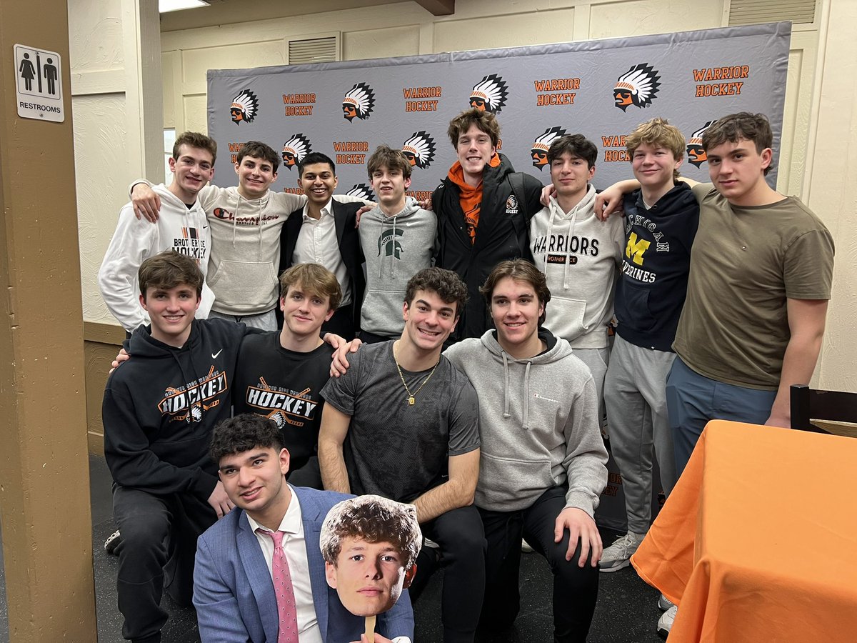 BRwarriorhockey's tweet photo. SENIOR night recap🧡🖤 https://t.co/veMVTbO4K2