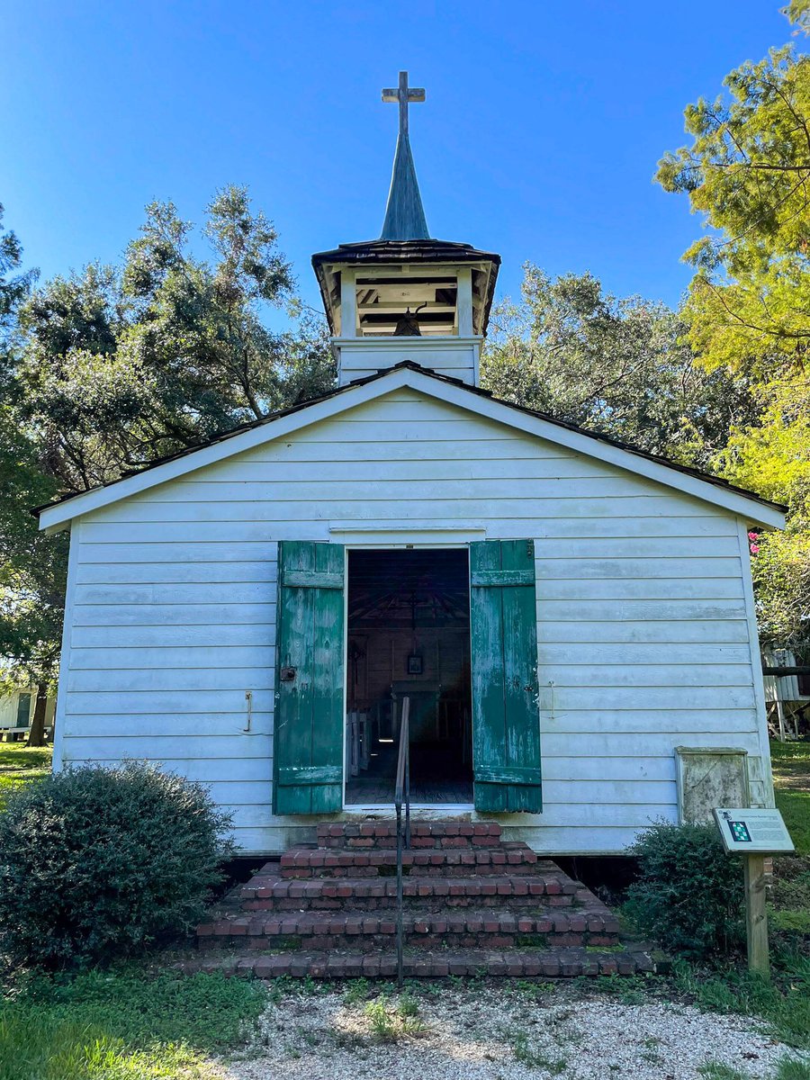 Learn about Louisiana's 18th- and 19th-century history at the LSU Rural Life Museum.
.
.
.
Découvrez l'histoire de la Louisiane aux XVIIIe et XIXe siècles au LSU Rural Life Museum.