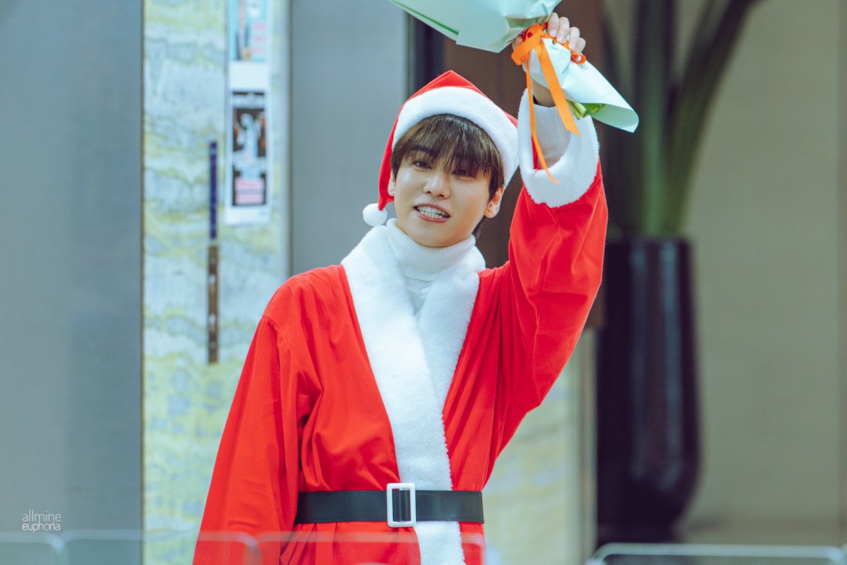 allmineEuphoria's tweet photo. 우리아기💙💐💡
20231225
#ONF #U #Ü #유토 #유띠또
#온앤오프 #stationZ https://t.co/NKFc5sjU9N