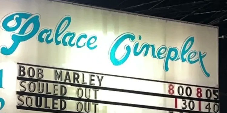 AllReggaeJM's tweet photo. 🌴🌟Bob Marley: One Love Movie Tickets ‘Souled Out’ In Jamaica On Opening Day🚨🚀 **NEWS** #reggae #BM79 #onelove #jamaica #ziggy https://t.co/oiKf5oU1VI https://t.co/o0QLQrQSFq