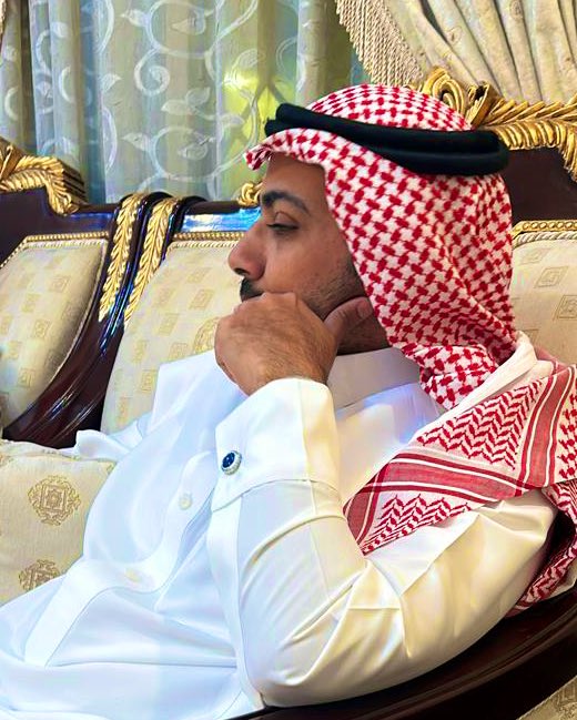 MALJALOUD's tweet photo. لحد يتشره علي لاشانت اطباعي
أمر بـ ظروف مايعلم بها الا الله

الله يبيض وجه من قدر اوضاعي
والله يسود وجه من دور الـزلـة https://t.co/u4DdA1oFTt