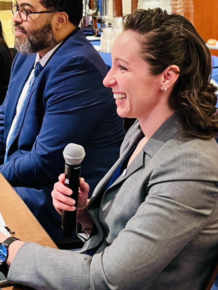 BusinessDefense's tweet photo. First #SmallBusiness Fireside Chat of 2024 with members from House Small Business Committee on “The Importance of Small Businesses in the Defense Industrial Base" as part of part of #natleshipweek. 

Thank you @RepMolinaroNY19 &amp; @RepChrisPappas and moderator @BizAtDoD! https://t.co/1wqEpeuXeL