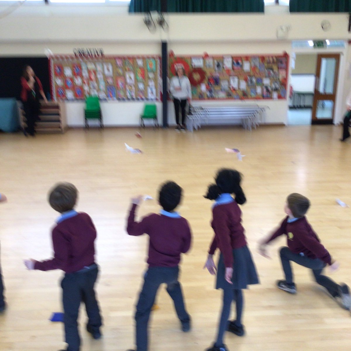 exton_mary's tweet photo. Year 1 and 2 enjoying our House competition for Science Week #MEScience #STEM https://t.co/5NC1VuA3I0