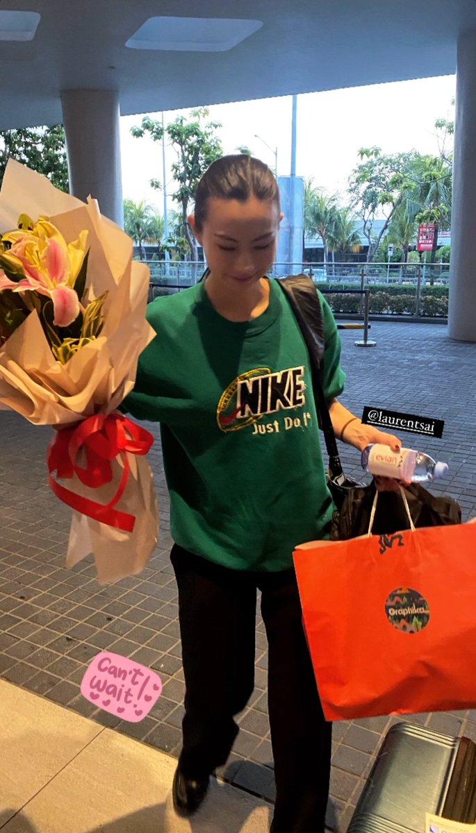 laurentsaidaily's tweet photo. Lauren Tsai in Manila 🇵🇭 https://t.co/IkZAPa1FcX