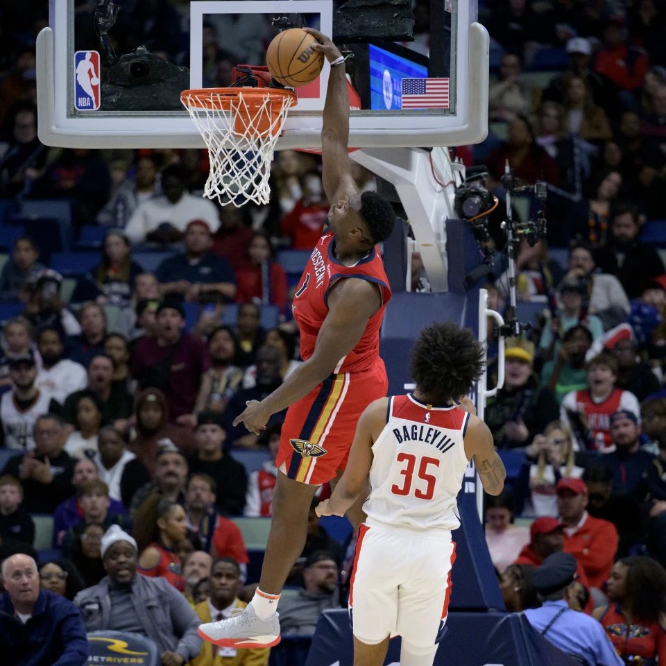 StreamSniper007's tweet photo. #NBA RECAP - Daily POINT LEADERS
Wednesday, February 14, 2024

1. D. #Avdija 43 pts
2. S. #Curry 41 pts
3. A. Davis 37 pts
4. Z. Williamson 36 pts
4. P. #Banchero 36 pts
4. R. #Hachimura 36 pts
7. K. #Irving 34 pts
8. J. Brunson 33 pts
9. C. White 32 pts
10. D. Fox 30pts
10. T. Maxey 30pts
10. D. Mitchell 30pts