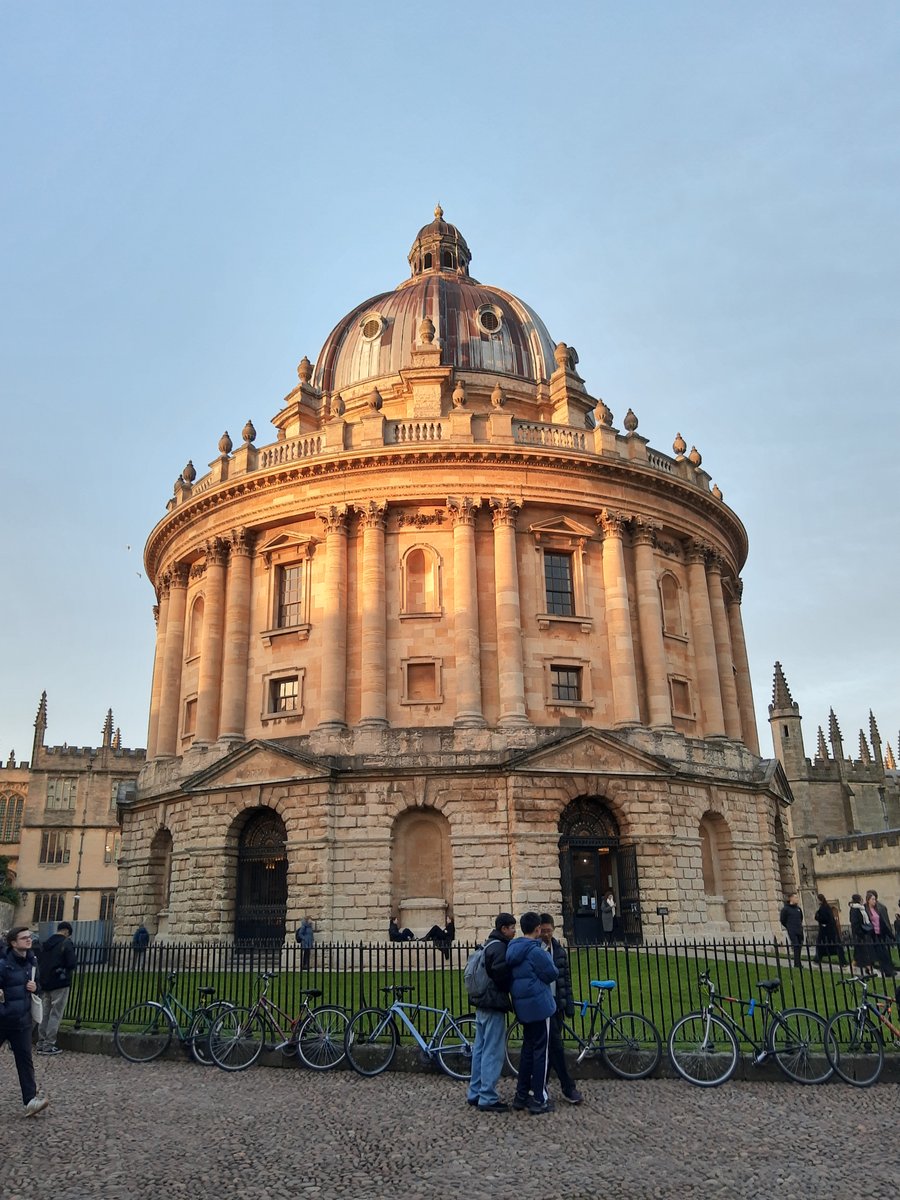 sanderboxebeld's tweet photo. Since 1.5 weeks, I've been in Oxford for a two-month research visit to @HERC_Oxford/@Oxford_NDPH, hosted by @JohnBuckell.  While the first days were very much about getting familiar with Oxford, I've been pleasantly welcomed and enjoying it more and more :) @ECMC_EUR @EsCHER_EUR https://t.co/FFMTAccrUu