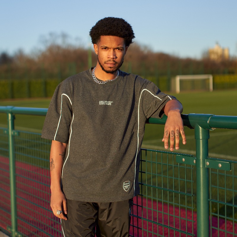 Arsenal's tweet photo. Inspired by our Hale End Academy 🏆

Shop the new collection now 👇