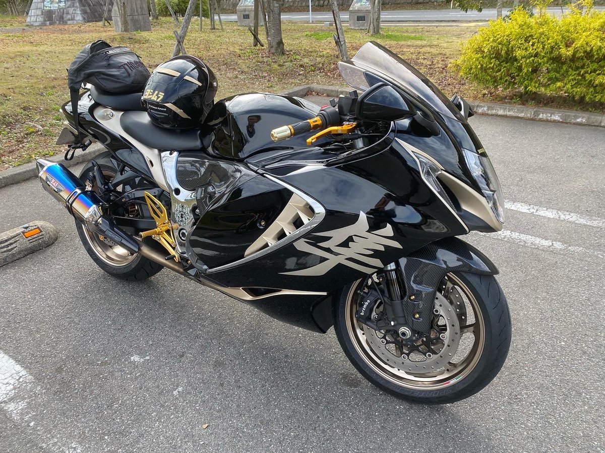 LS_Hayabusa's tweet photo. 3型隼の激重アクセルスロットル、約4キロの力が必要なので激軽スロットルに！現行の刀くらい軽くなりましたw
スプリング交換するだけなので
とても簡単でした☺️ https://t.co/2ipiQJEgHY