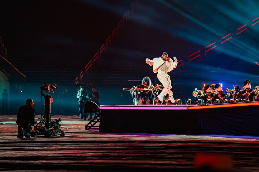 sonyitalia's tweet photo. Telecamere Sony Cinema 🤝 Super Bowl

Sony è scesa in campo con 9 VENICE2 e 3 VENICE che non hanno lasciato nessun secondo scoperto. 🏈🏆

📸 | @briannaresuta @rocnation @digitalcinemacollective @funiculargoats

#SonyCine #TheBigGame #sonycinealta #sonypro #sonyvenice https://t.co/o0zGZXiQPm