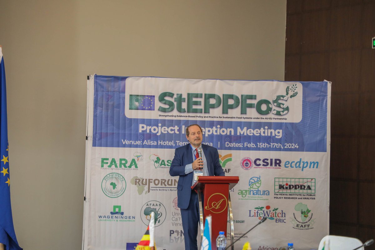 FARAinfo's tweet photo. Delivering opening remarks at the #StEPPFoS Inception Meeting were #EU Delegation Representative @RaffaeleQuarto, @ibrahimgariba representing the #AUC, Paola de Caro of the @EU_Commission, the REA-EC Project Officer Adelma Di-Biaso and #FARA Executive Director @aggreyagumya. https://t.co/Dw2udlR8PZ