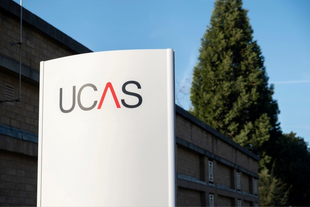 NursingTimes's tweet photo. Nursing UCAS applications fall for third year running https://t.co/6MDDw1eVvm https://t.co/x9sD6qv7i3