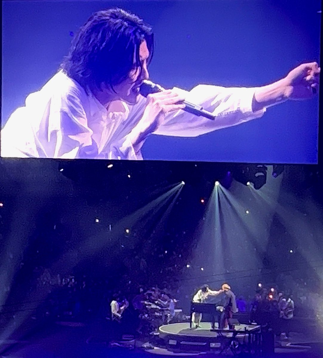 XxlV3dWqT1KCK0O's tweet image. 1年前の今日は　LAATファイナルを横浜アリーナで体感する事が出来ました😌

二次で取れたスタンド席
会場全体を見渡せる　最高のお席でした🍃

そこで　最高の風友さんとの出会いもありました🥹
今だにそのご縁は続いていて　私にとっては宝物です✨

みんな〜　これからもよろしく🫶🍃

#LAAT
#藤井風