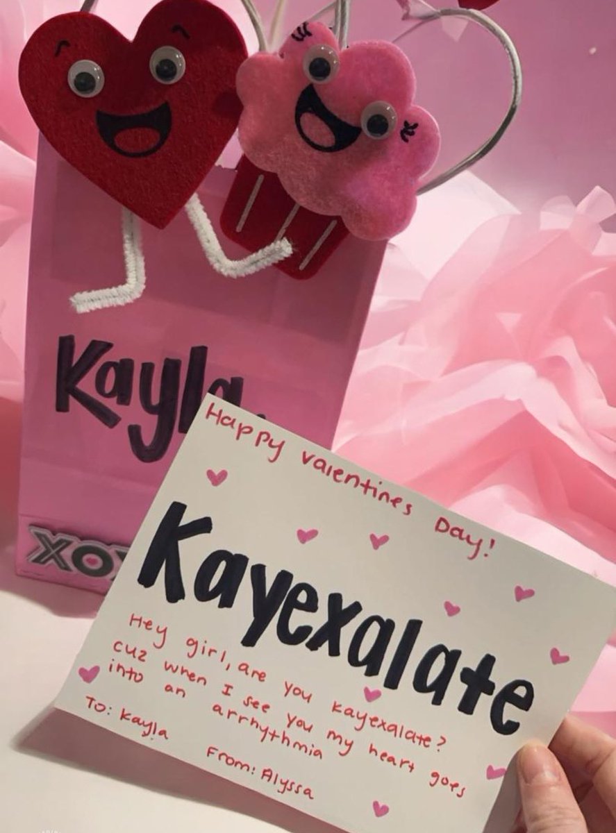 s/o to my amazing coresidents for the sweet valentines 💖💖 (&amp; the idea for my new handle 😂)